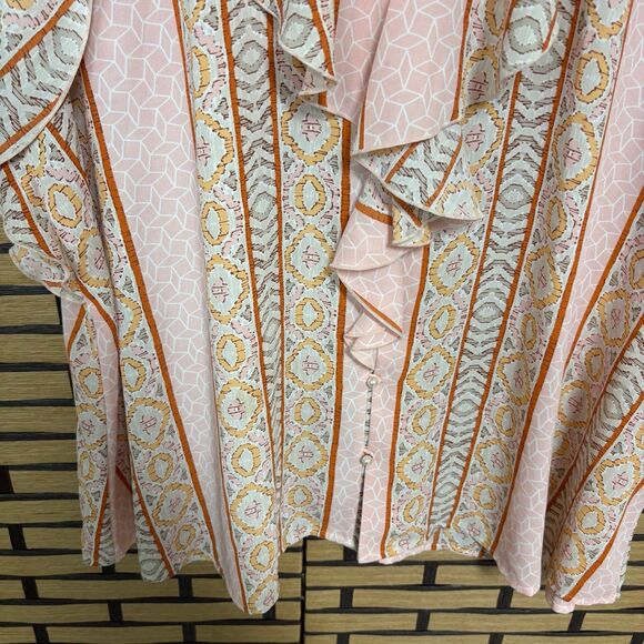 Karl Lagerfeld Pink Pearl Button Front‎ Cap Sleeve Plus Size Blouse - Picture 4 of 9